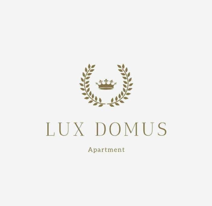 Lux Domus Apartment Bari Exteriör bild